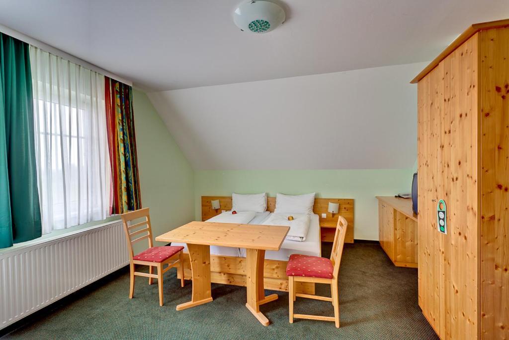 Pension Sonnengarten & Therme Included - Auch Am An- & Abreisetag! Locsmánd Kültér fotó