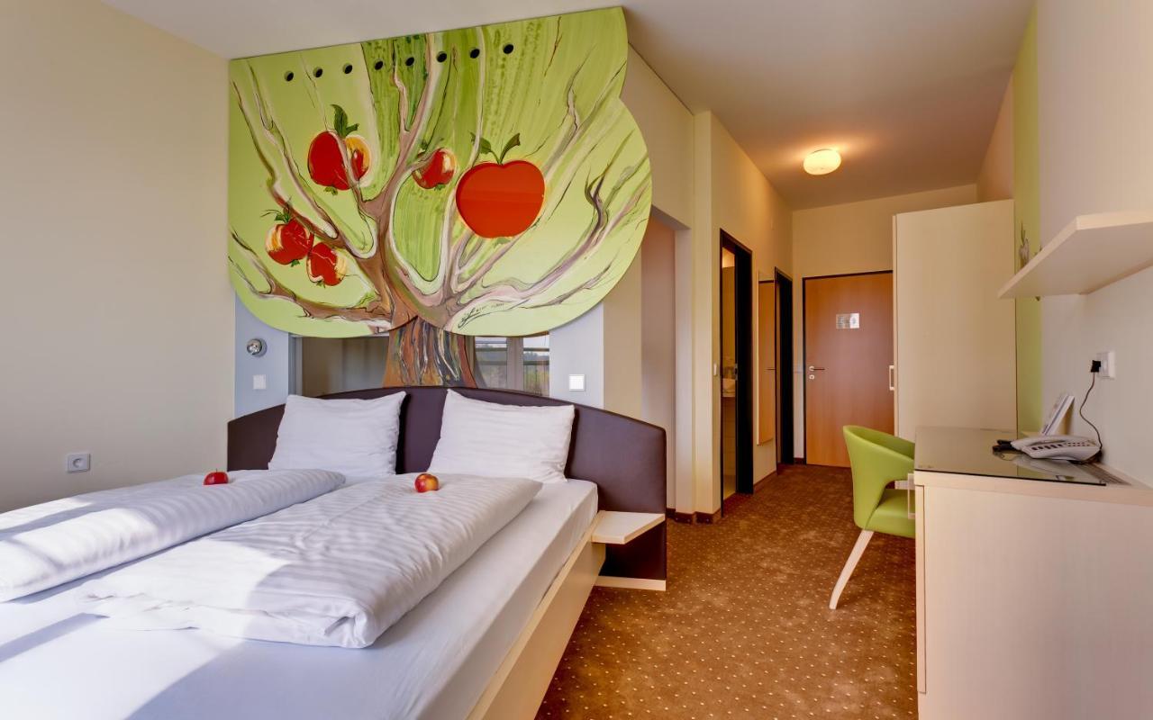 Pension Sonnengarten & Therme Included - Auch Am An- & Abreisetag! Locsmánd Kültér fotó